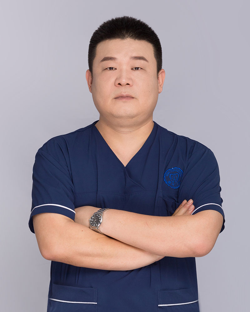陈朝虎医生形象照